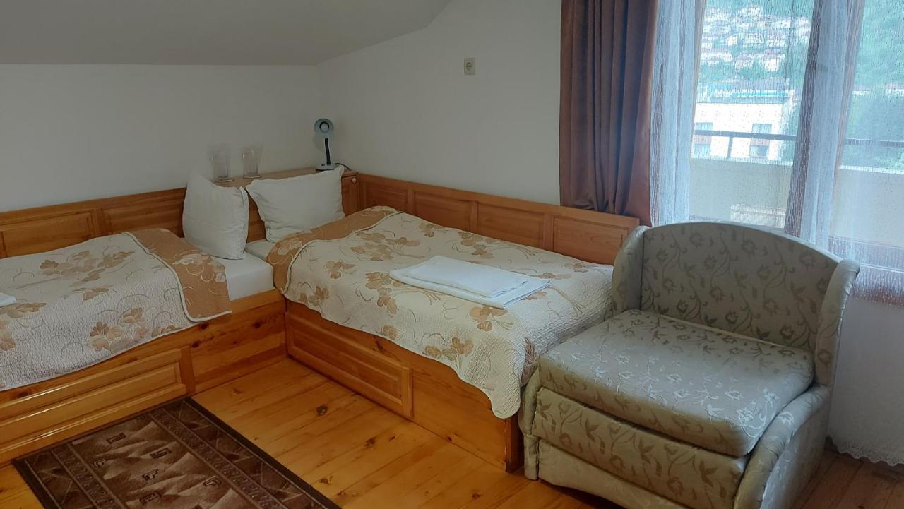 Vitosha Guest House Девин Екстериор снимка